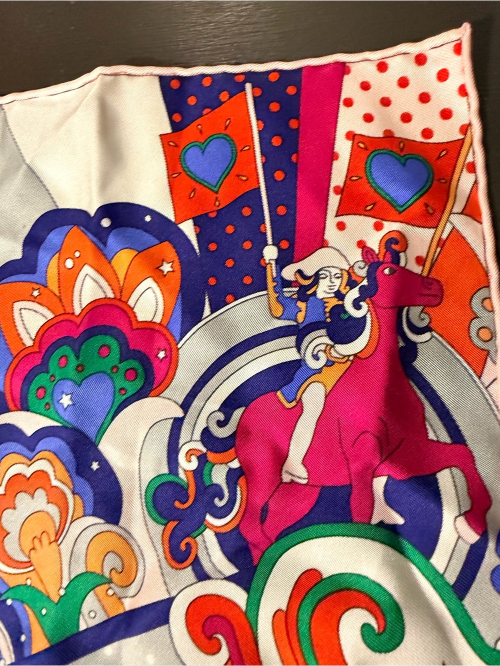 Hermès Faubourg Rainbow Gavroche 45 Scarf w/original tags in like new condition - Picture 5 of 13
